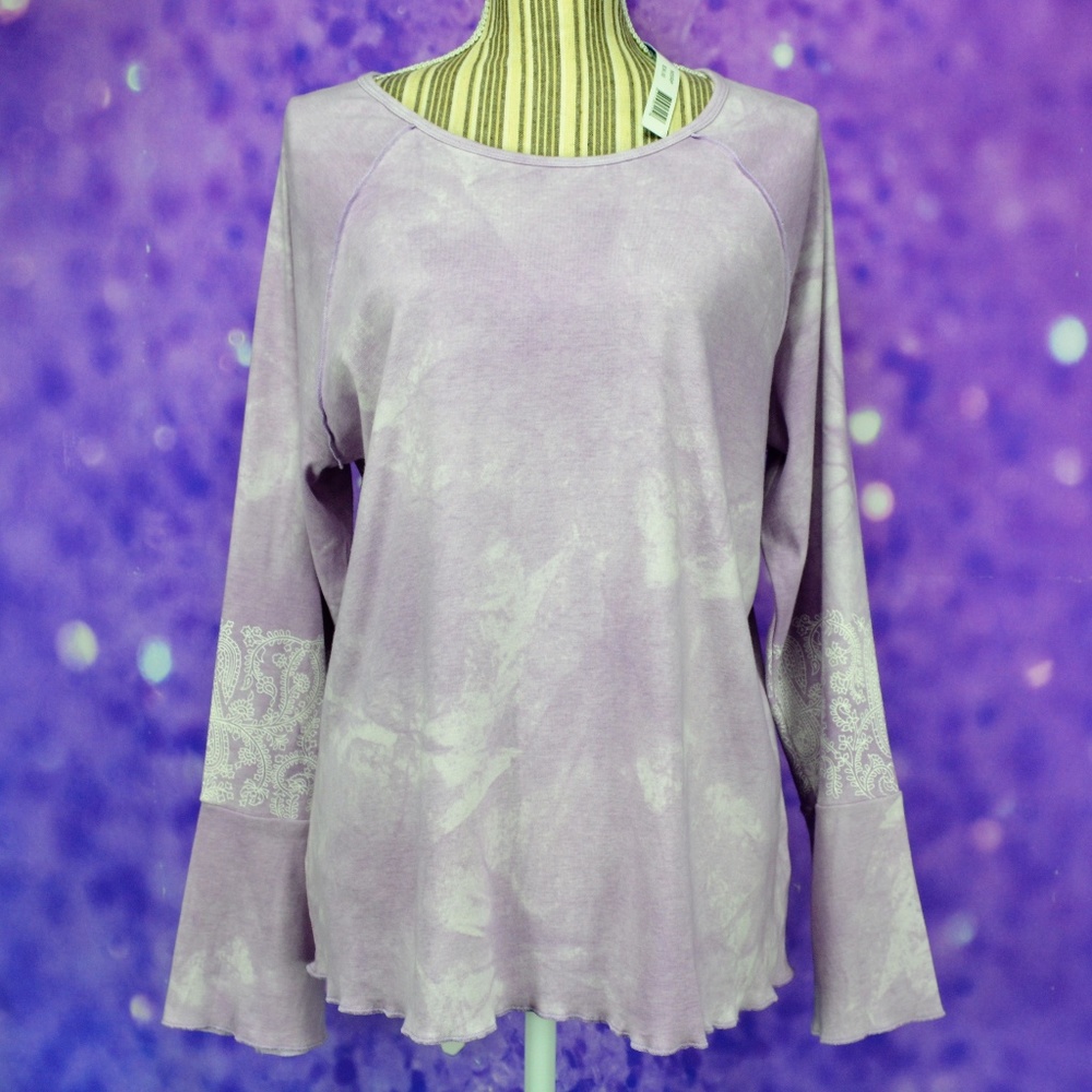 Tee Co Lavender Bell Sleeve Top